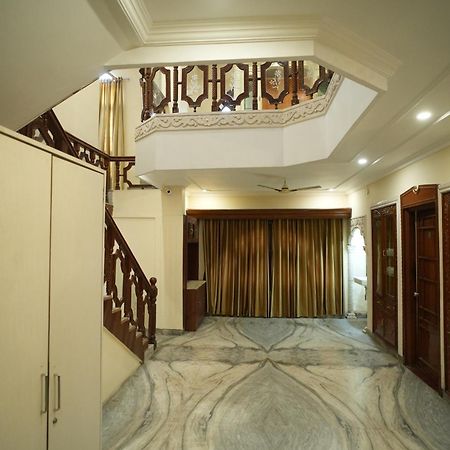 Hotel Kp Suites Metro 海得拉巴 外观 照片