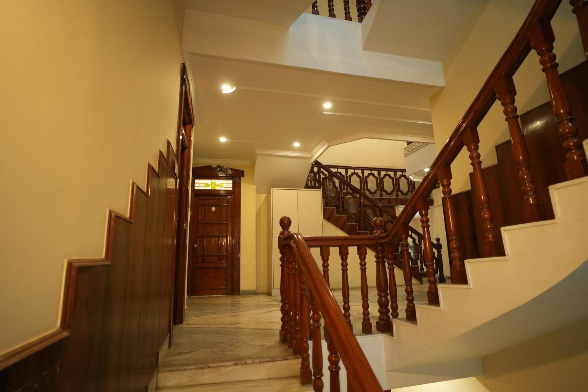 Hotel Kp Suites Metro 海得拉巴 外观 照片